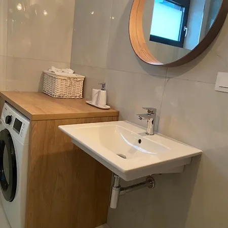 Apartamento S Terasou, V Novostavbe Praga