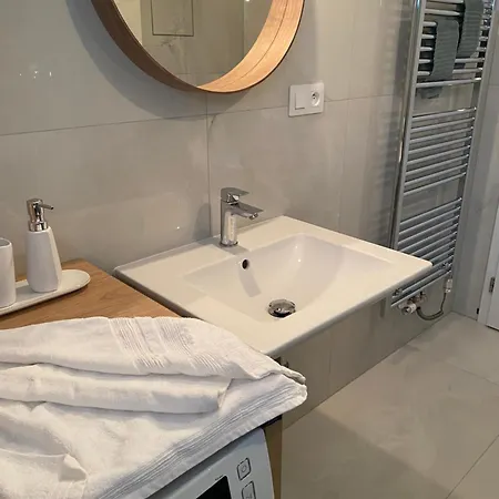 S Terasou, V Novostavbe Apartamento